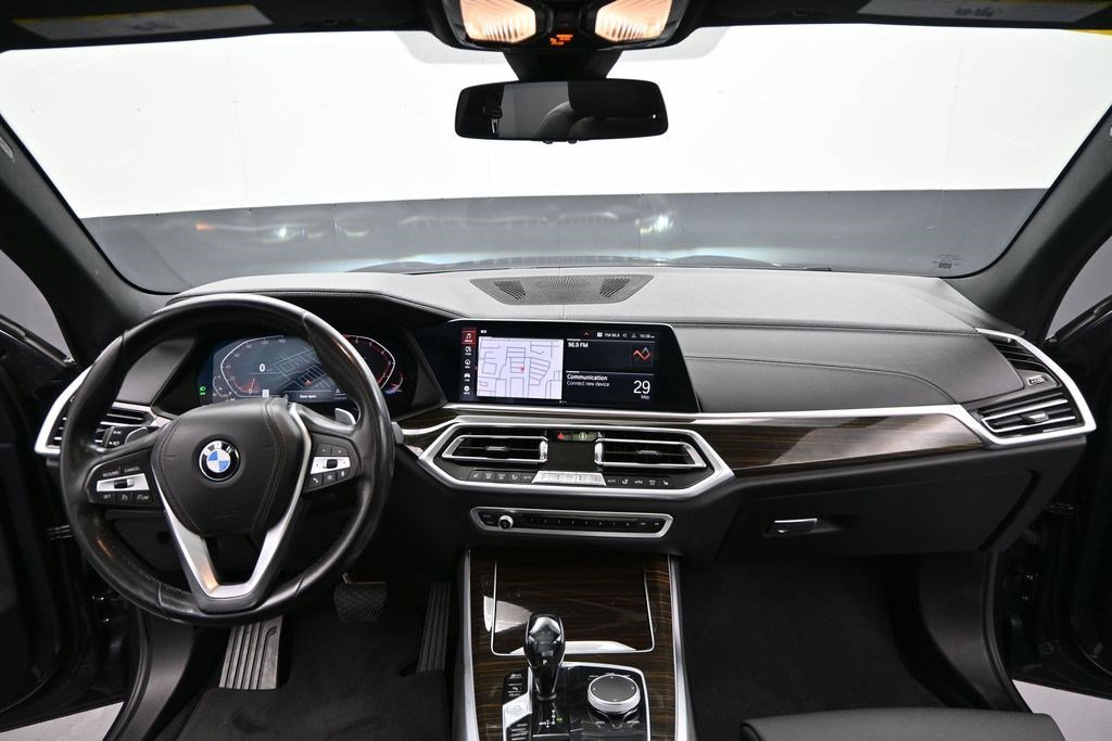 Used 2020 Arctic Gray Metallic BMW xDrive40i image 12
