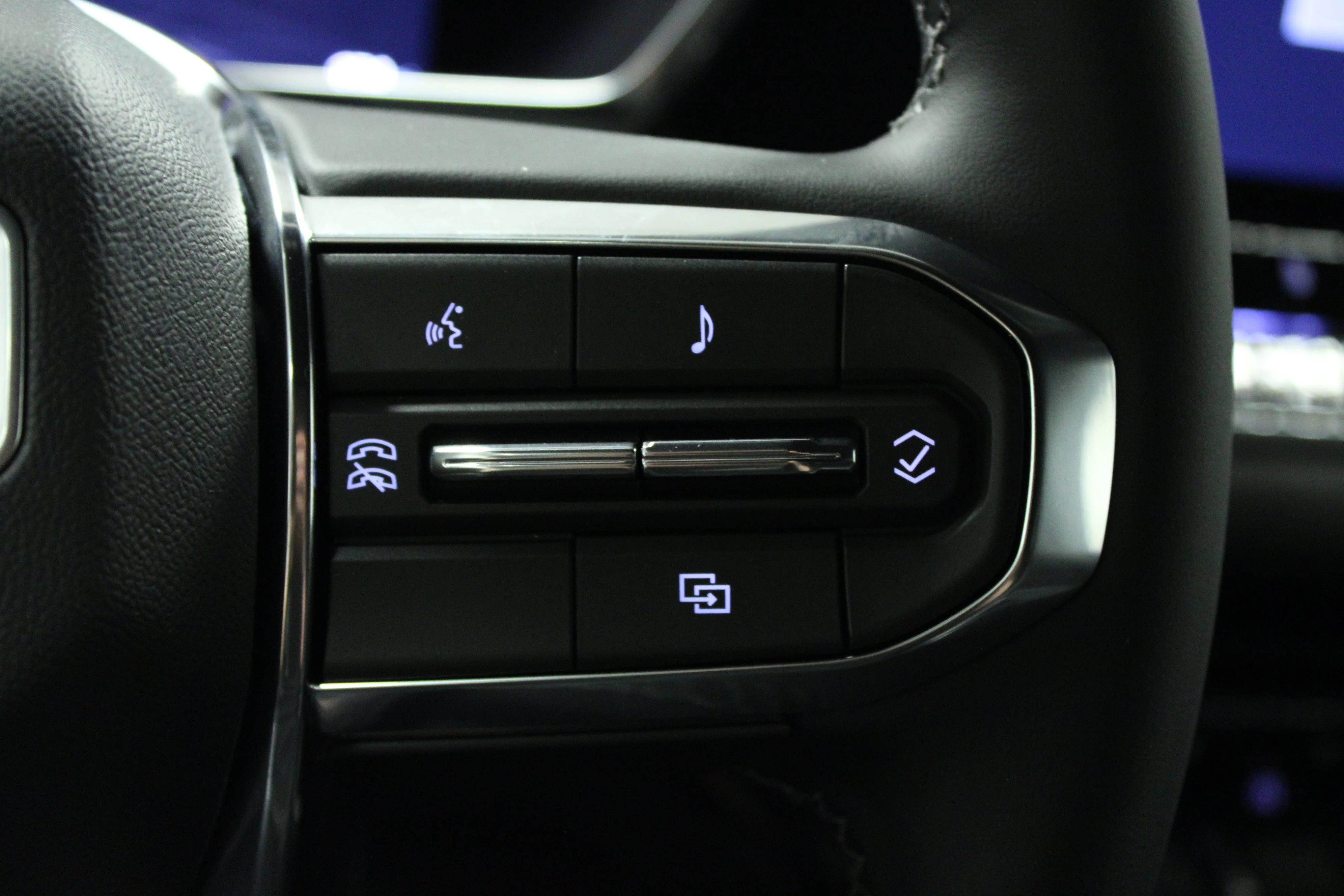 2026 GMC Canyon Elevation - Photo 21