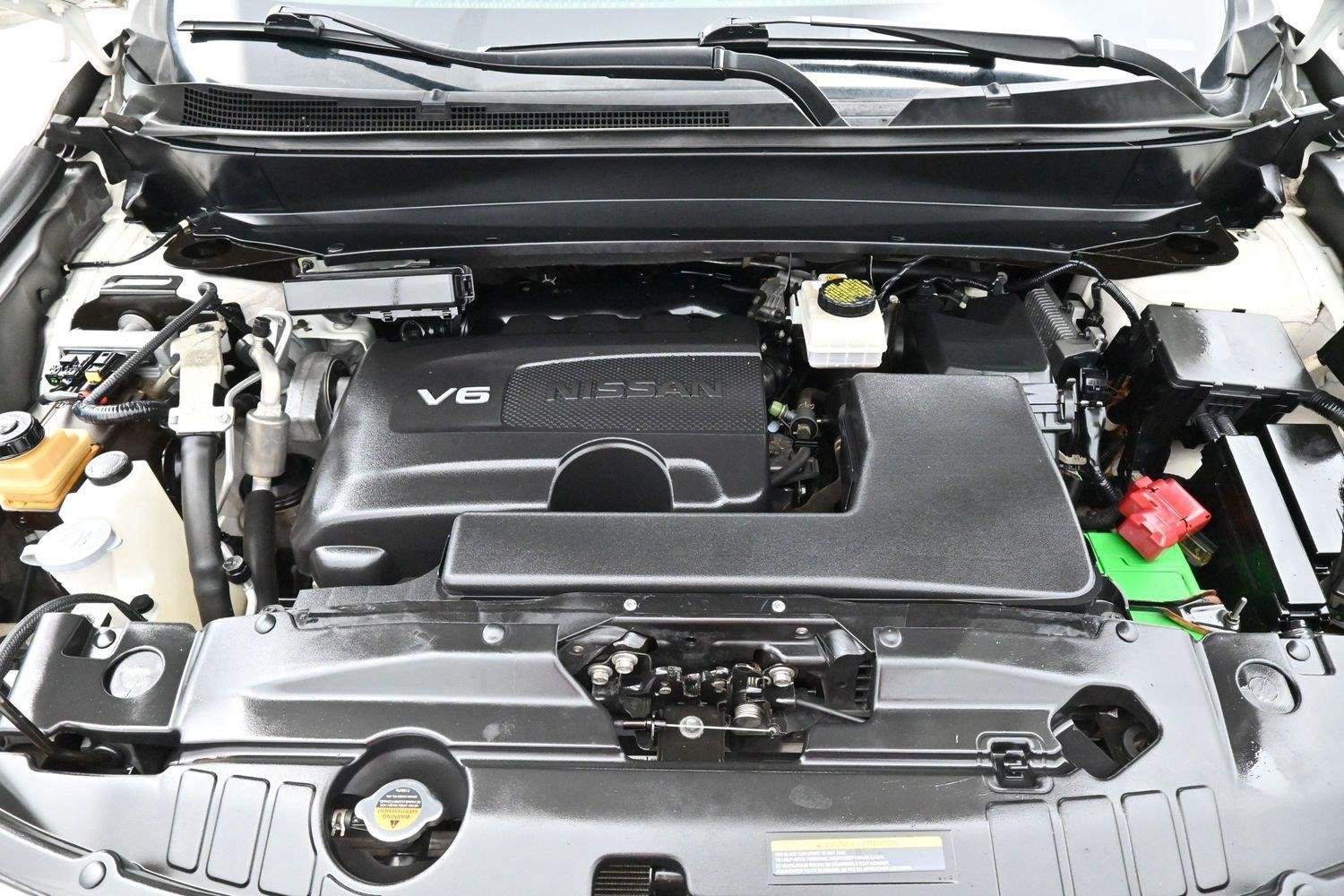 Used 2017 Pearl White Nissan SV image 37