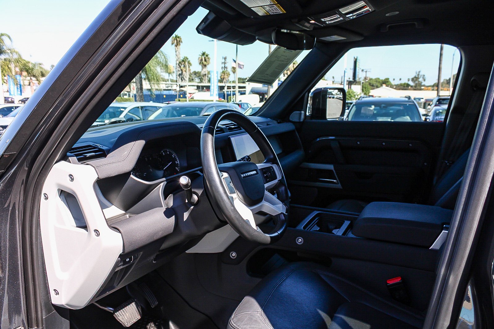 Used 2023 Eiger Gray Metallic Land Rover S image 18
