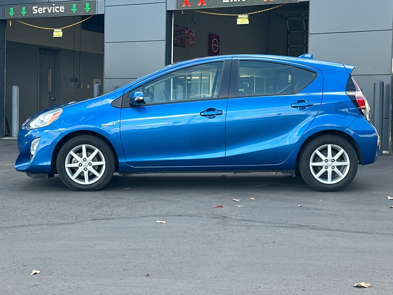 Used 2016 Blue Streak Metallic Toyota Four image 6