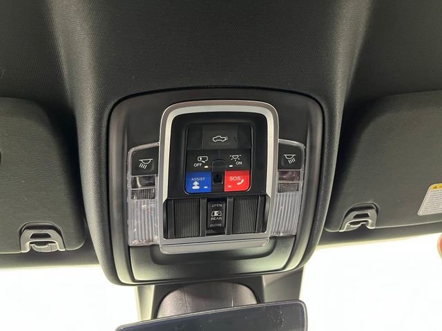 Used 2023 White Ram Laramie image 37