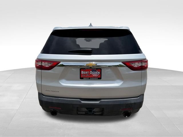 Used 2018 Silver Chevrolet LS image 6