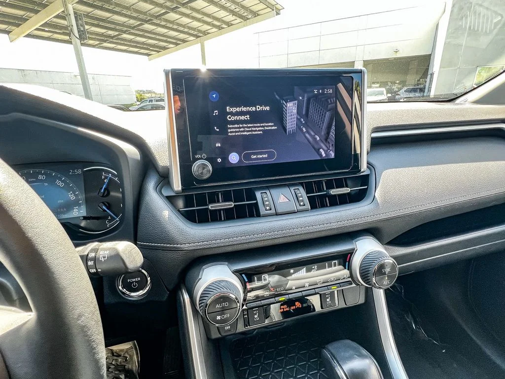 Certified Used 2024 Silver Toyota XLE Premium image 22