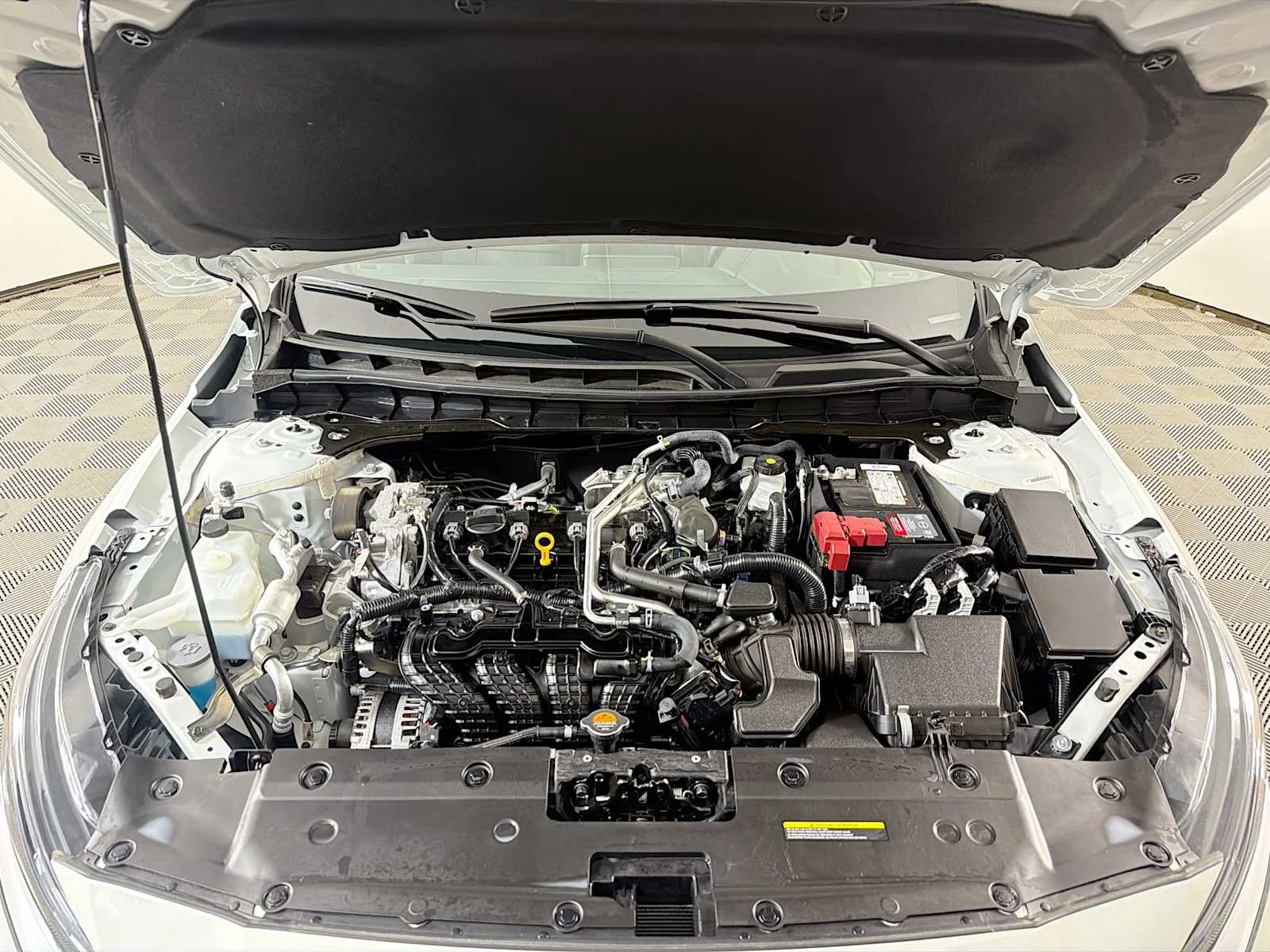 Certified Used 2025 Glacier White Nissan SV image 25