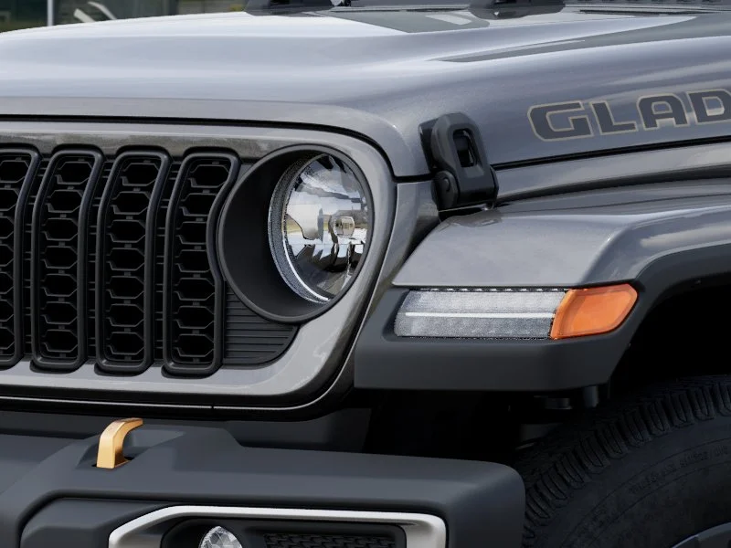 New 2026 Granite Crystal Metallic Clear-Coat Exterior Paint Jeep 85th Anniversary Edition image 40