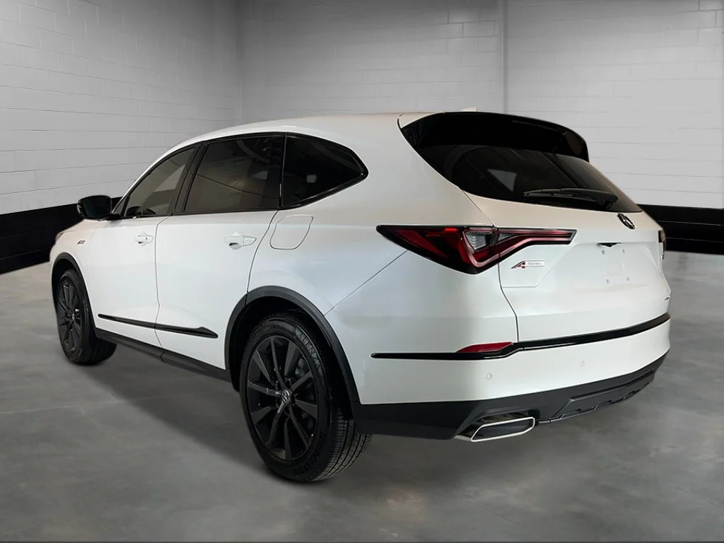 New 2026 Platinum White Pearl Acura w/A-Spec Package image 3