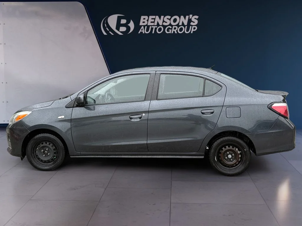 Used 2024  Mitsubishi  image 2