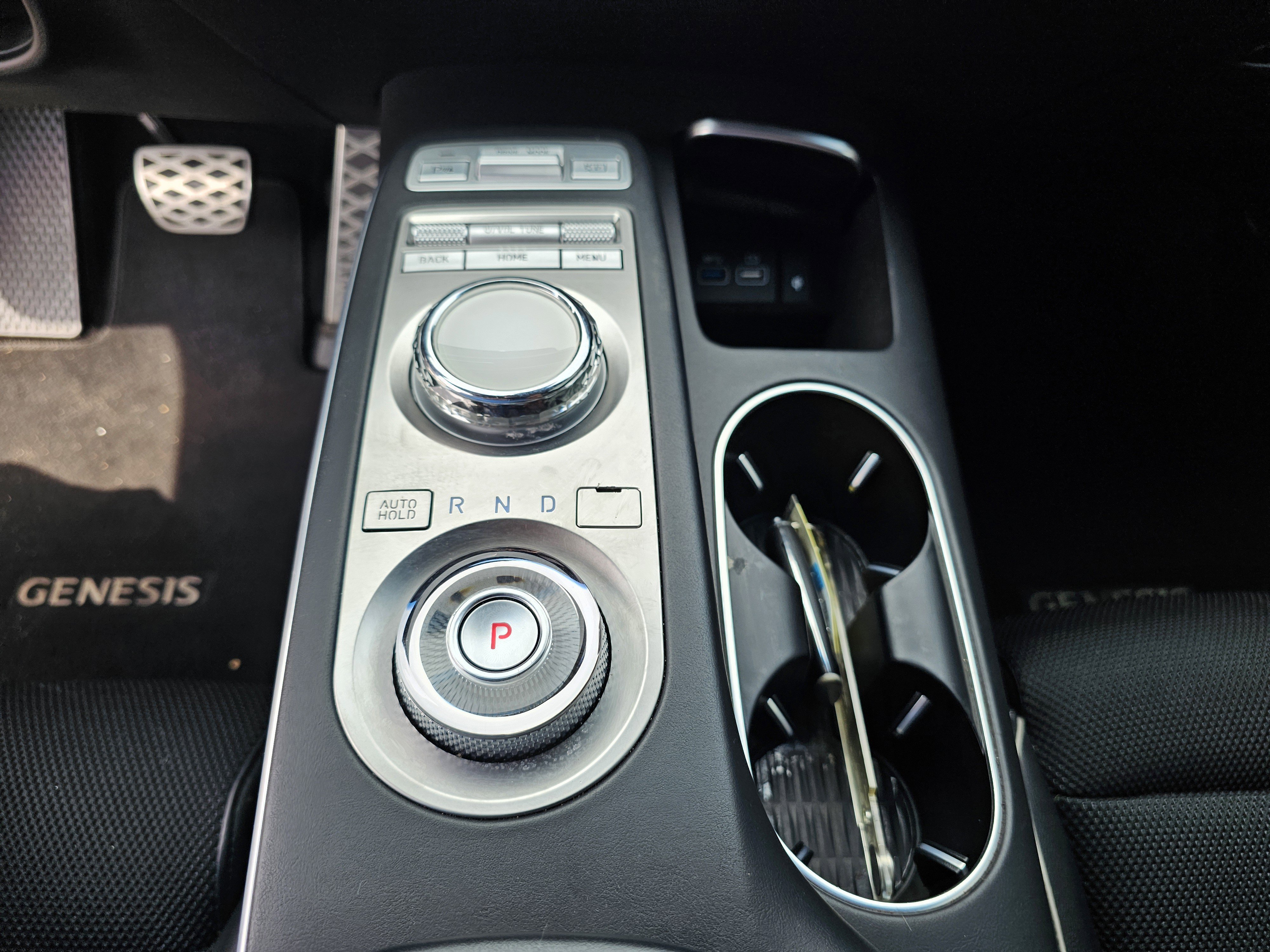 2023 GENESIS GV70 Standard - Photo 26