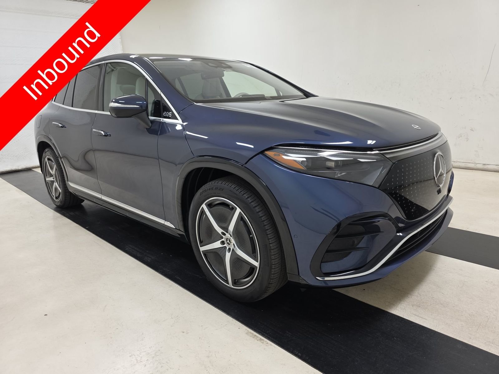 Used 2023 Blue Mercedes-Benz 450 image 6