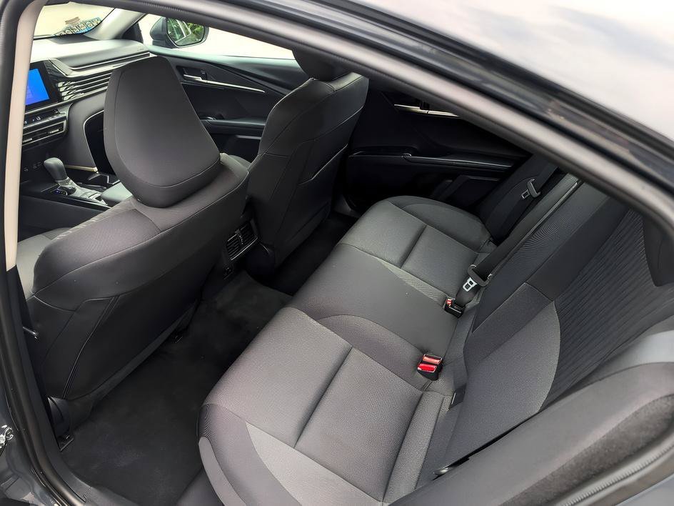 Used 2026 Underground Toyota LE image 11