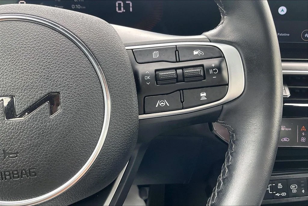 Used 2025 Gray Kia GT-Line image 19