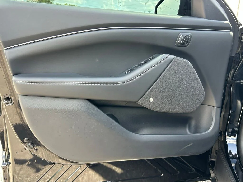 Used 2023 Shadow Black Ford Premium image 18