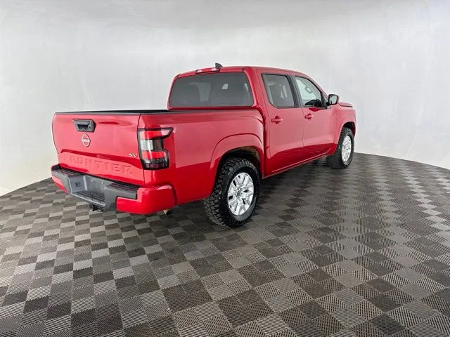 Used 2022 Red Nissan SV image 5