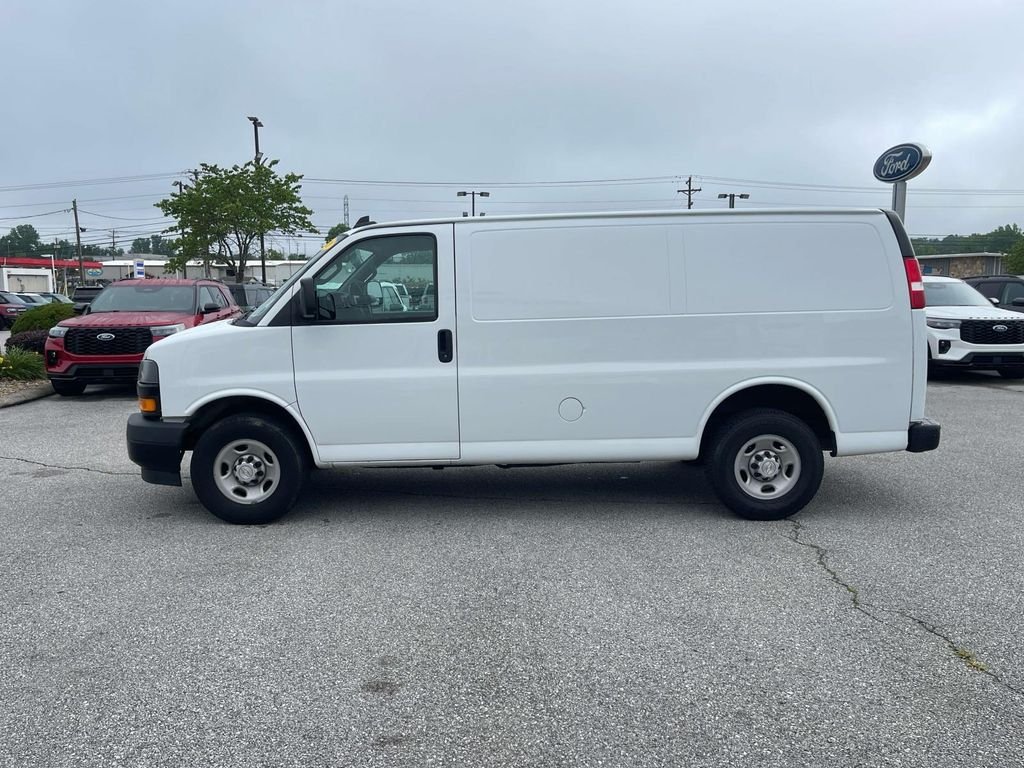Used 2020 Summit White Chevrolet Work Van image 6