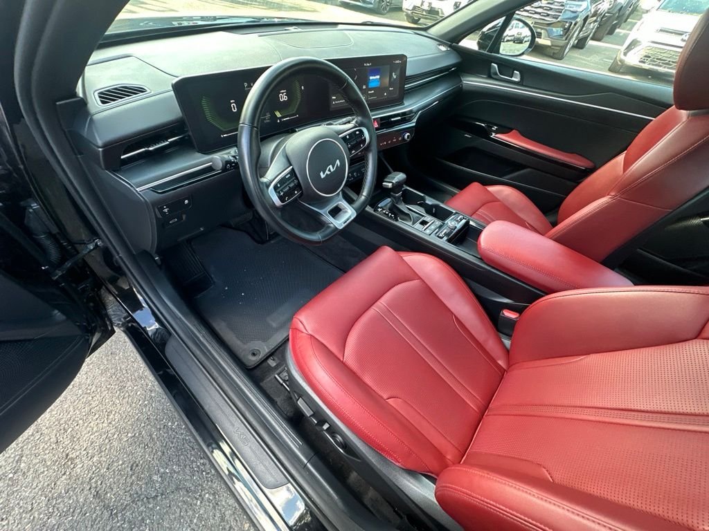 Used 2025 Black Kia GT-Line image 9