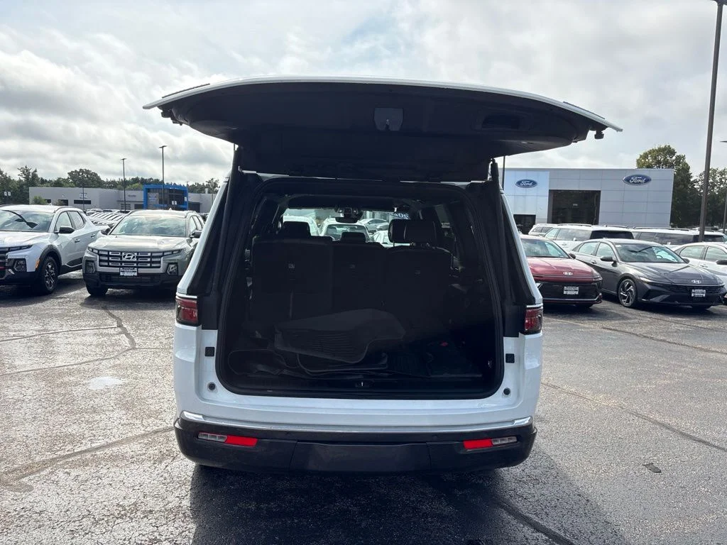 Used 2022 Bright White Clearcoat Jeep Series I image 28