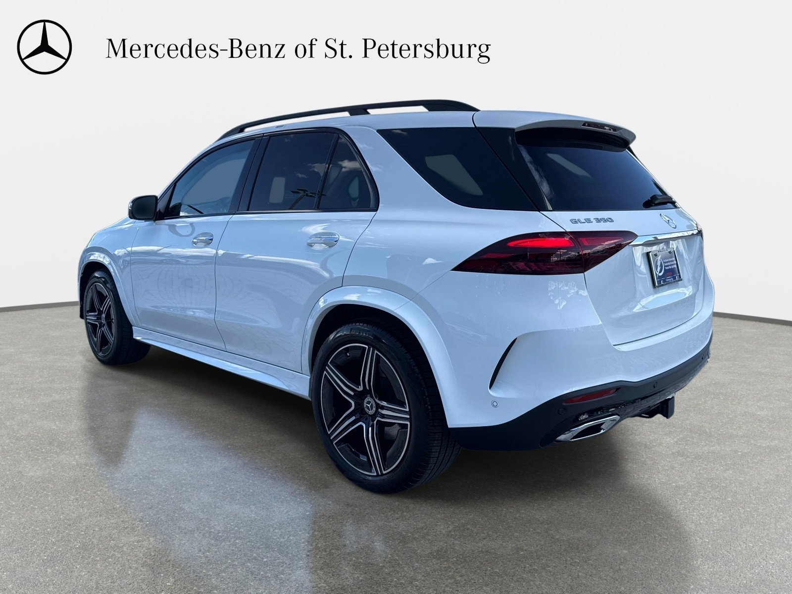 New 2026 Polar White Mercedes-Benz 350 4MATIC® SUV image 3