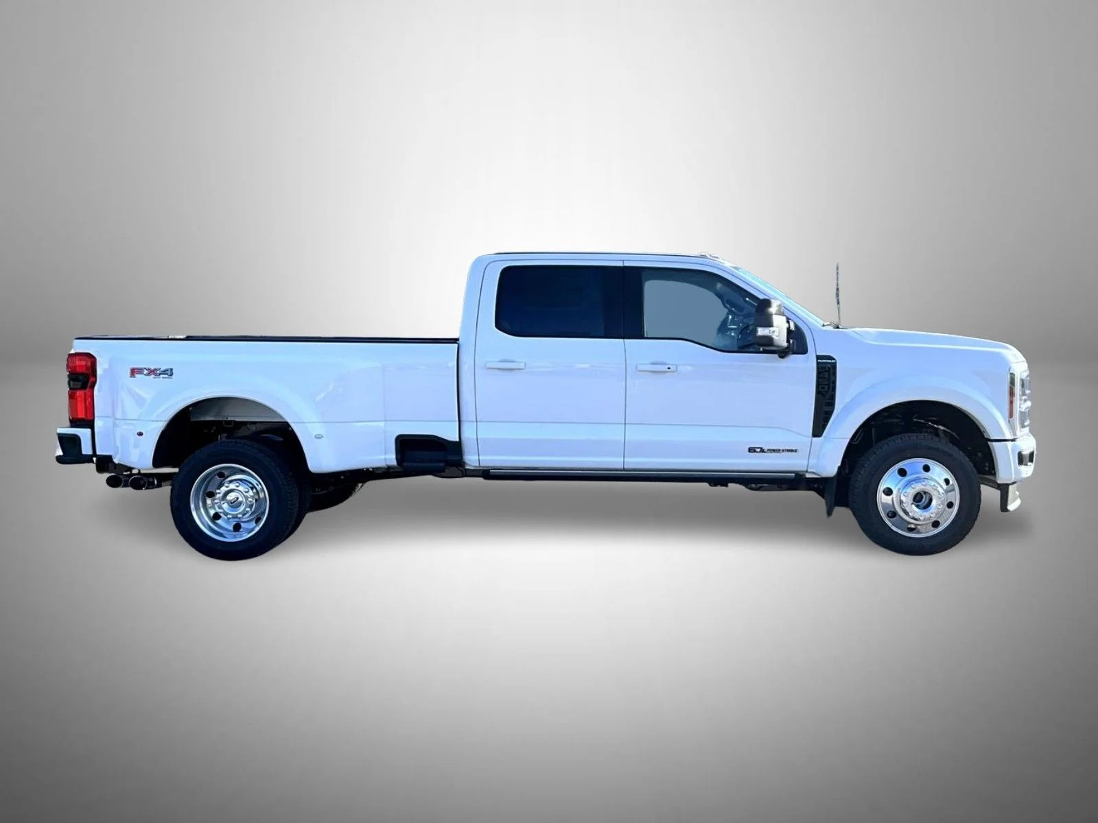 New 2026 White Ford Platinum image 4