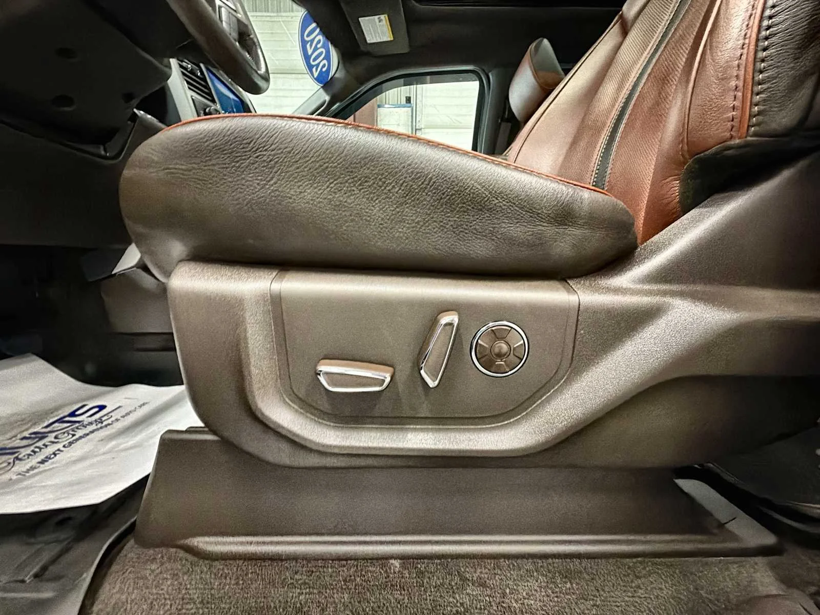 Used 2020 Blue Jeans/Stone Gray Ford King Ranch image 14