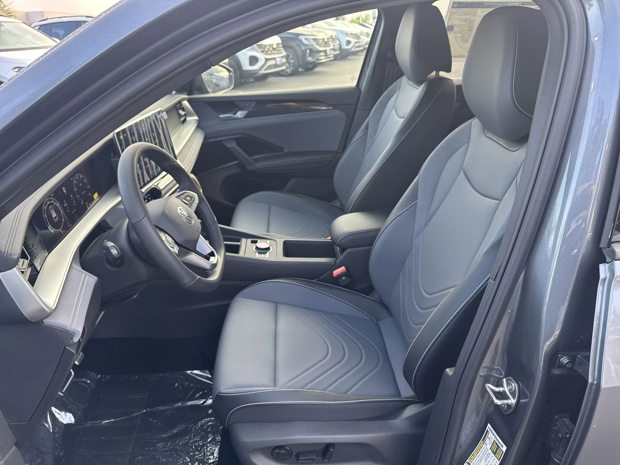 New 2026 Platinum Gray Metallic Volkswagen SE R-Line Black image 13