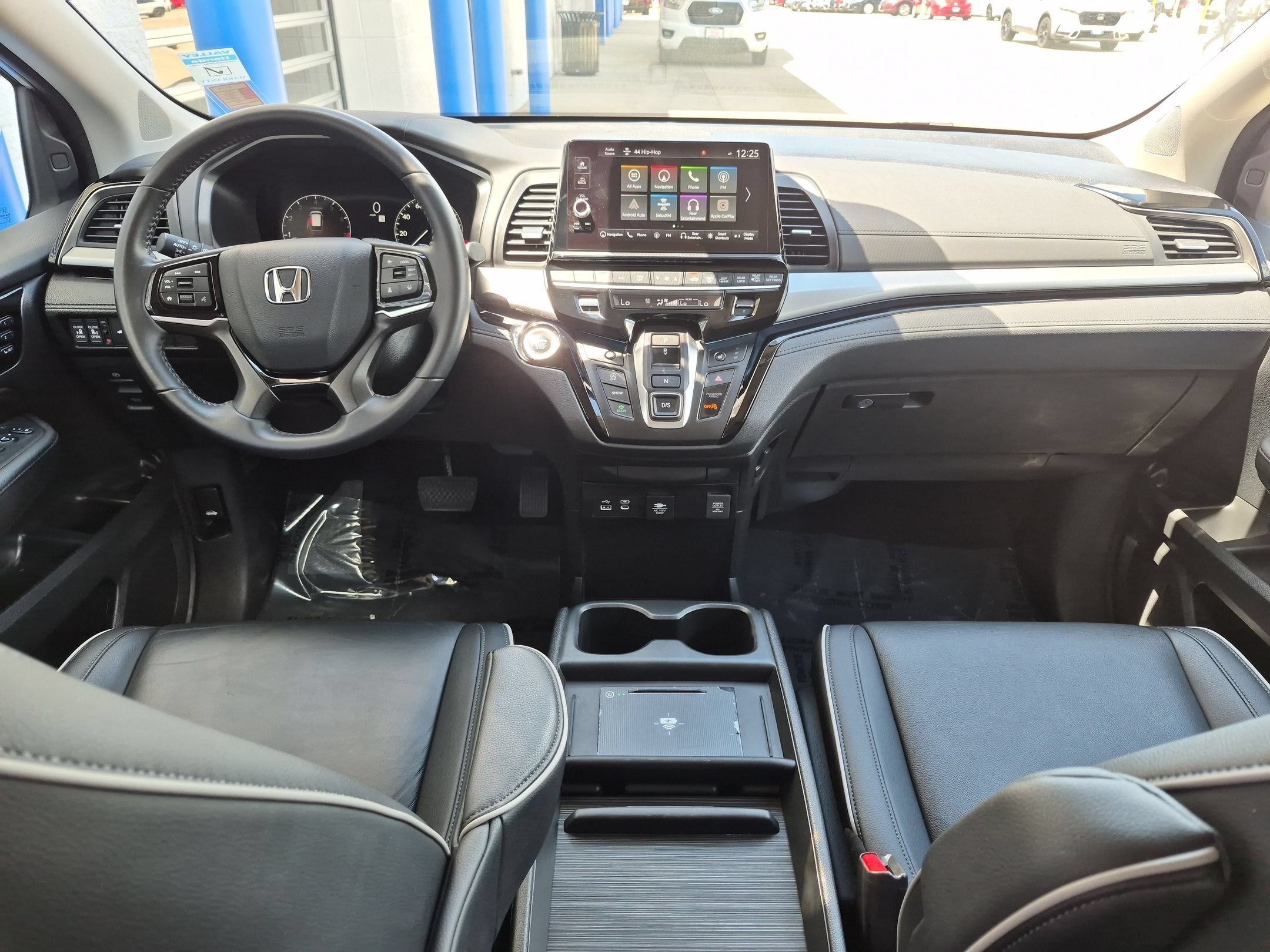 Certified Used 2025 Platinum White Pearl Honda Touring image 26