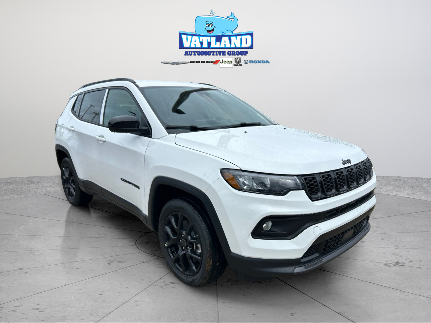 New 2026 Bright White Clearcoat Jeep Latitude image 7