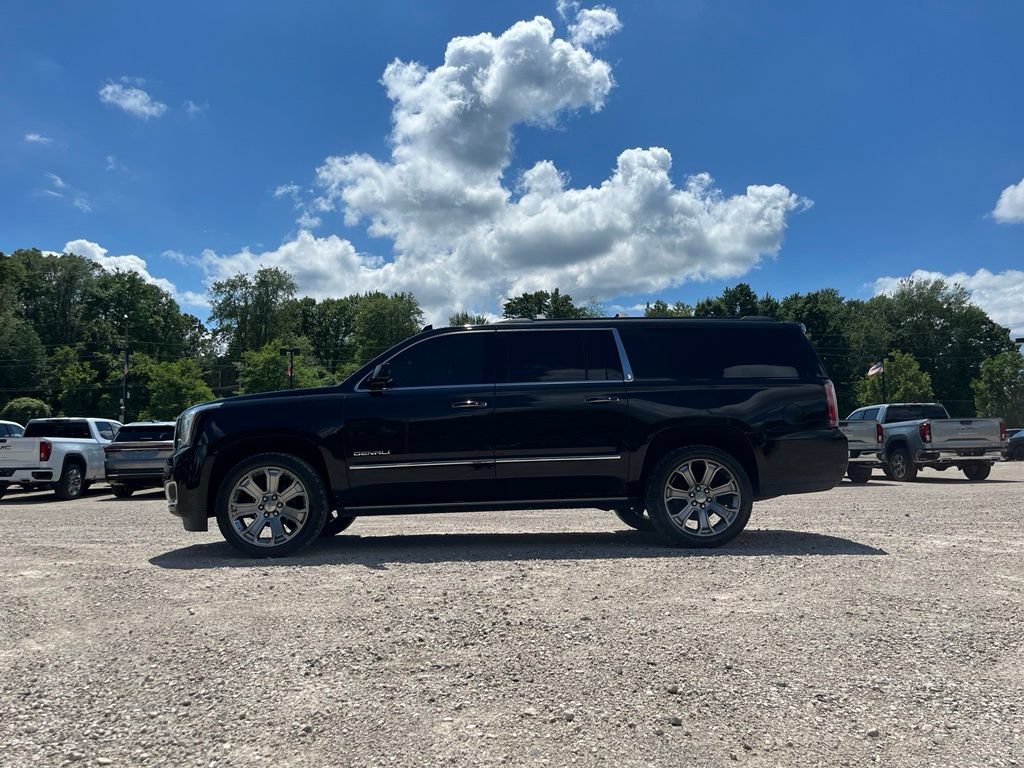 Used 2018 Onyx Black GMC Denali image 14