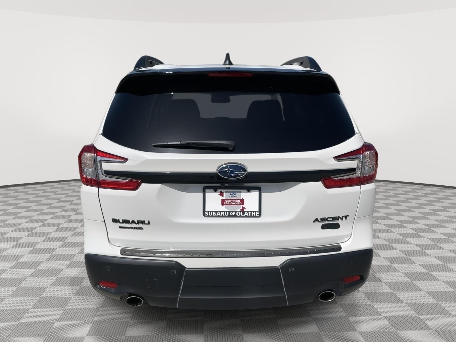 Used 2026 Crystal White Pearl Subaru Onyx Edition Touring image 15