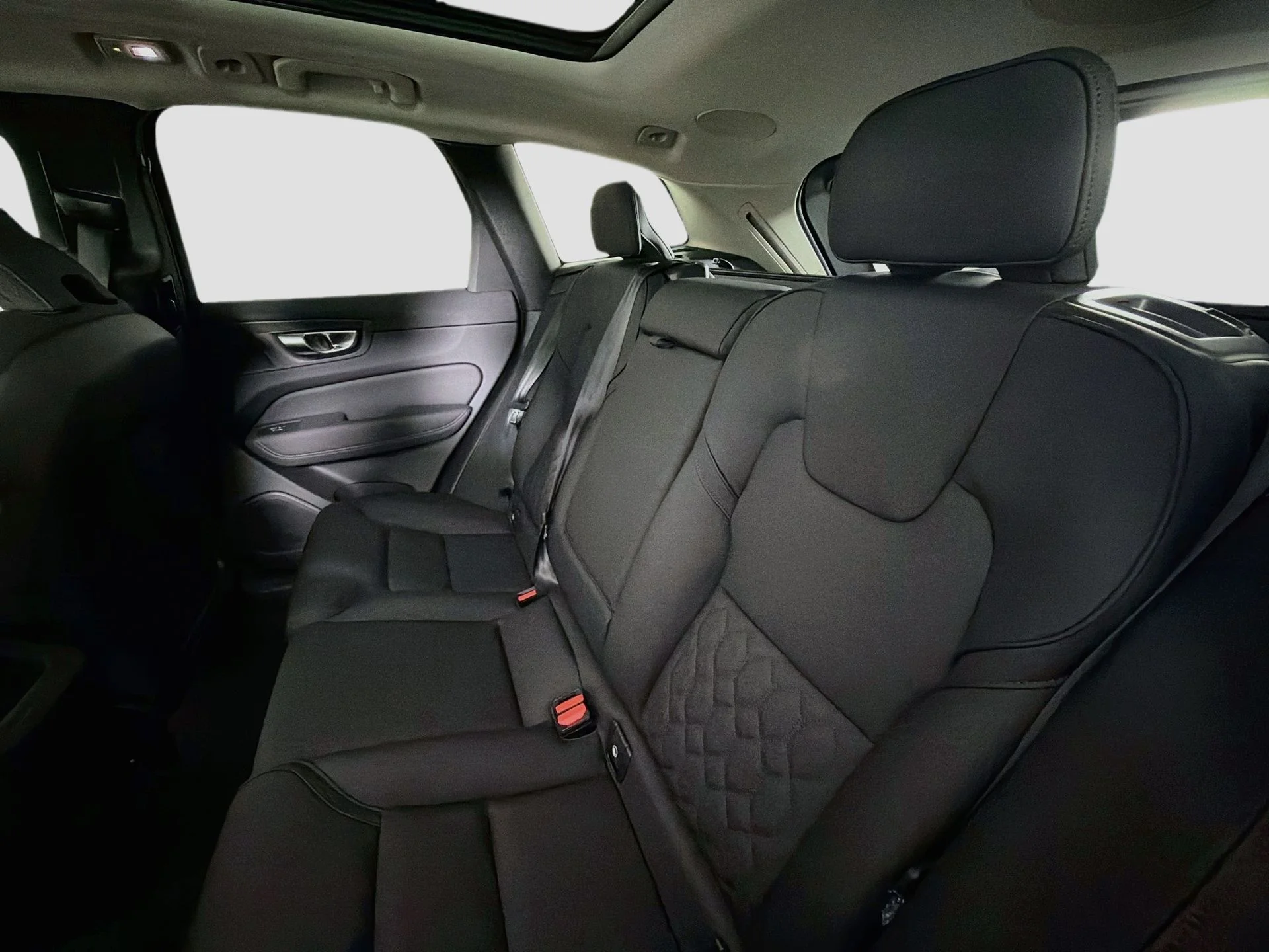 New 2027 Denim Blue Volvo Plus image 25