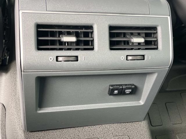 Used 2026 Britannia Blue INEOS Fieldmaster Edition image 22