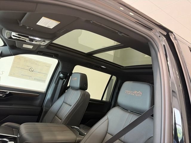 2026 Chevrolet Suburban High Country - Photo 14