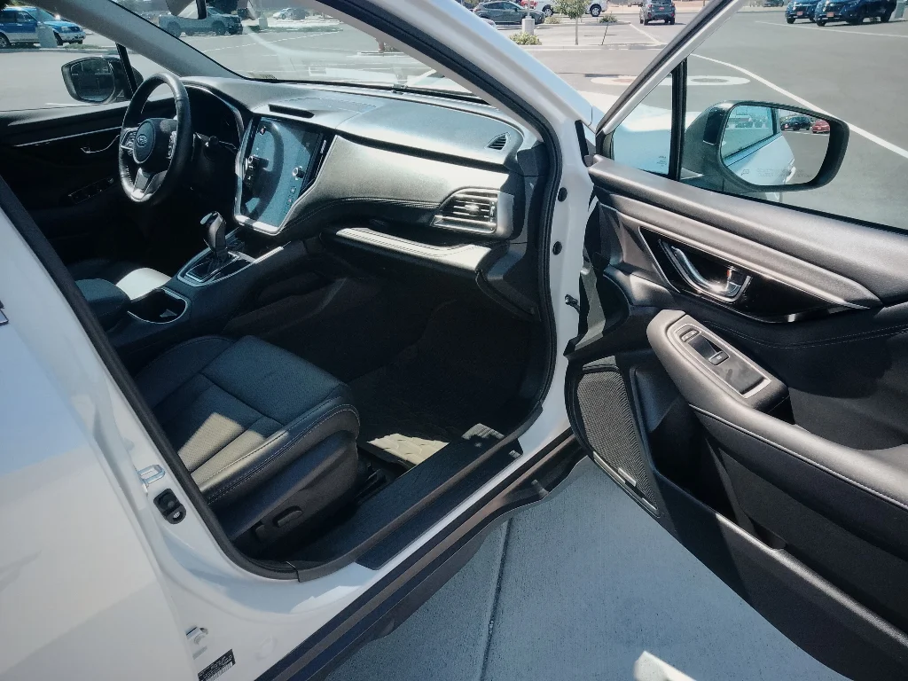 Used 2024 Crystal White Pearl Subaru Limited image 16