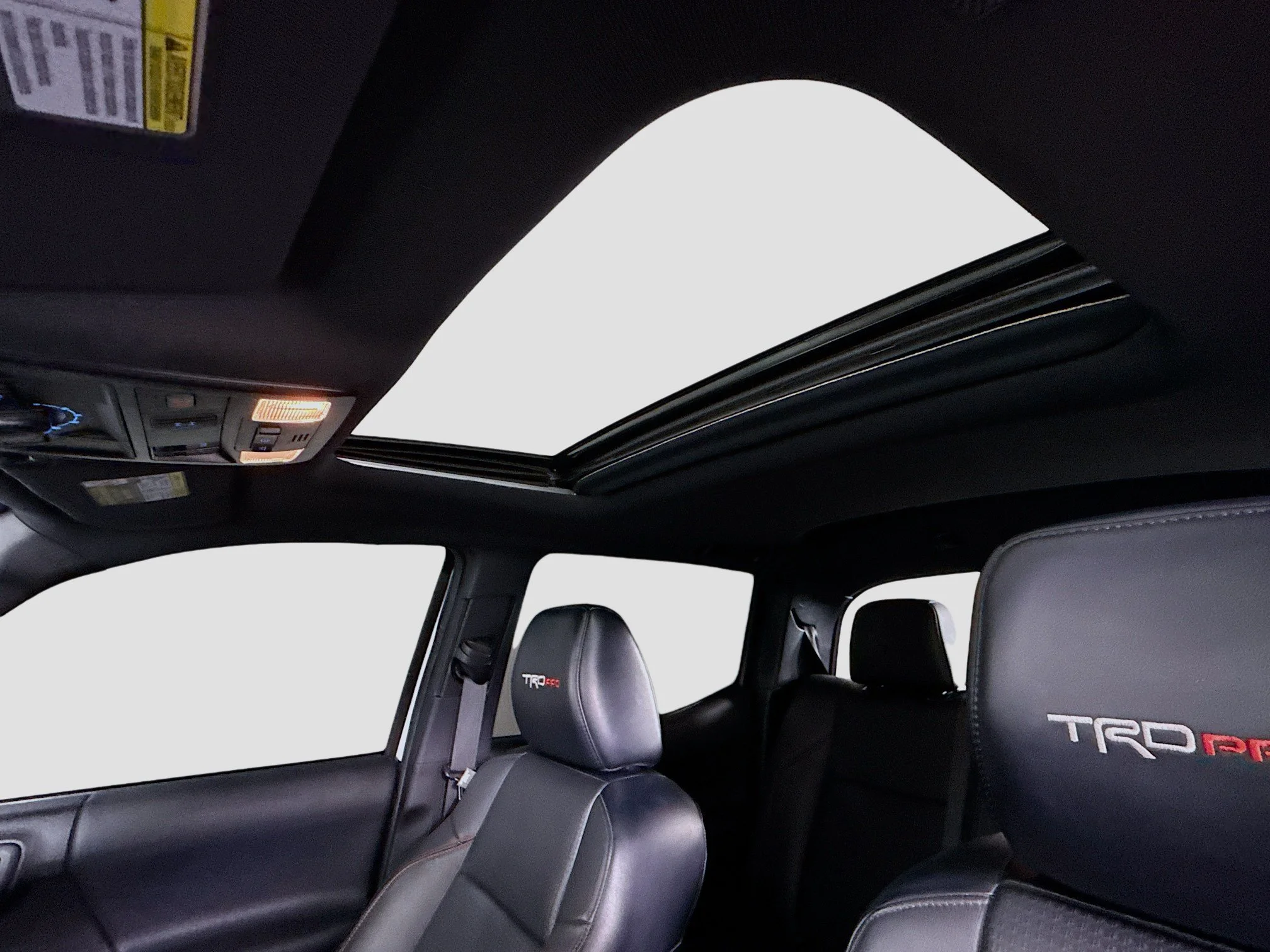 Used 2023  Toyota SR image 23