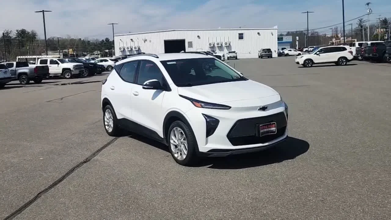 Used 2023 Chevrolet Bolt EUV LT with VIN 1G1FY6S02P4148360 for sale in Waterville, ME