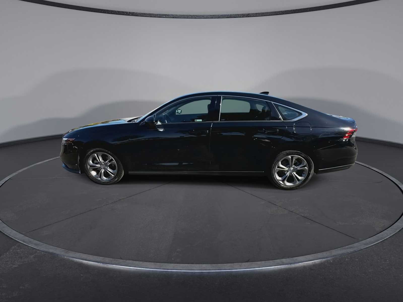 Certified Used 2024 Crystal Black Pearl Honda EX image 5