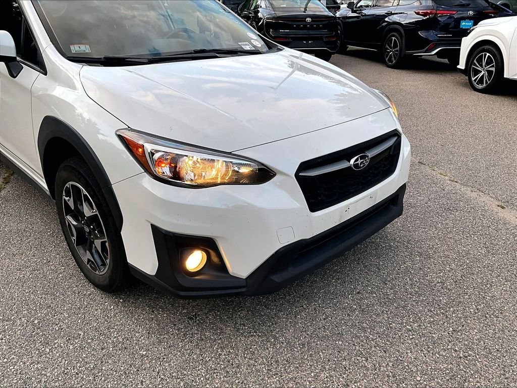 Used 2019 White Subaru 2.0i Premium image 8