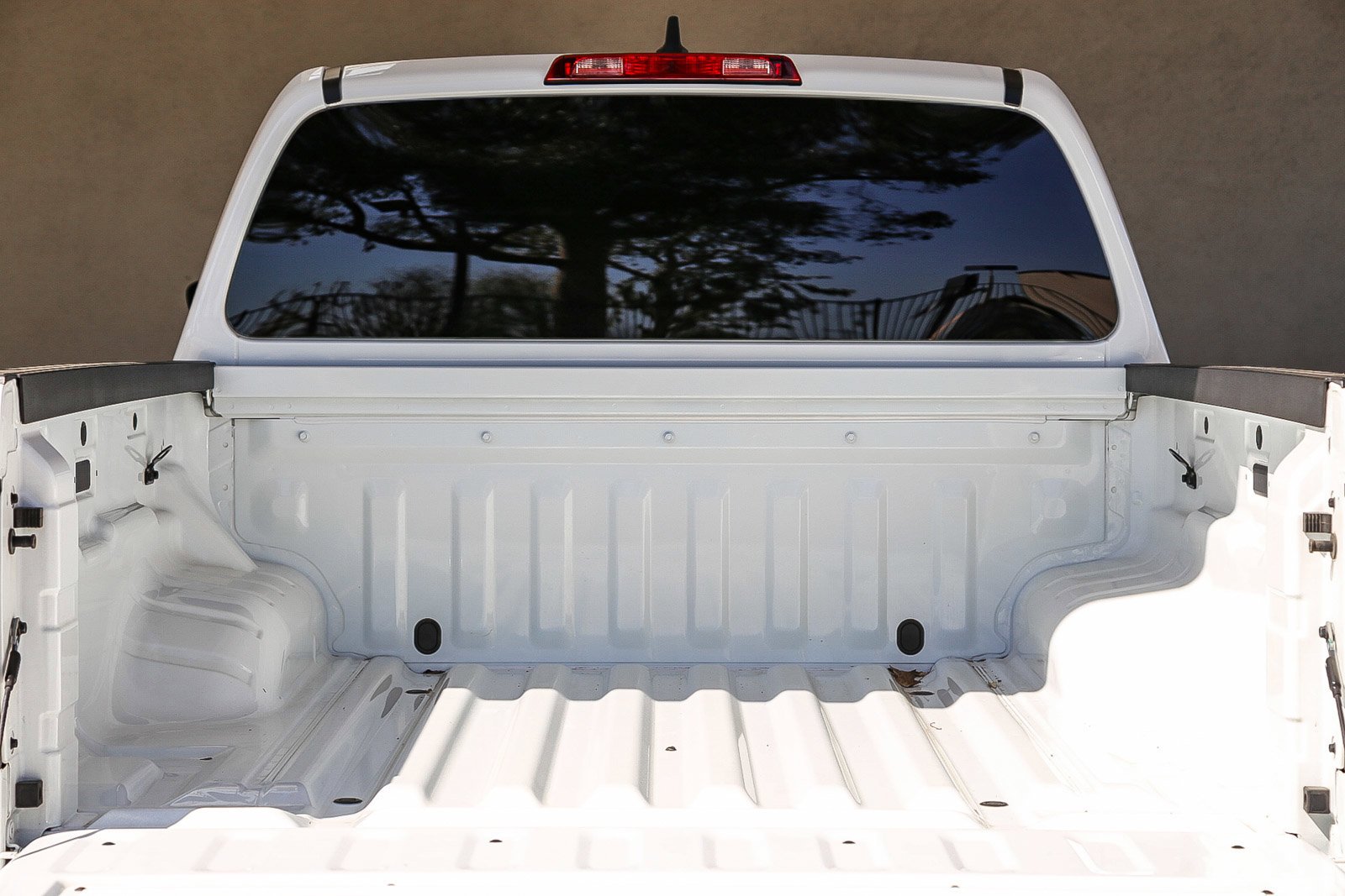 2023 Nissan Frontier SV - Photo 25