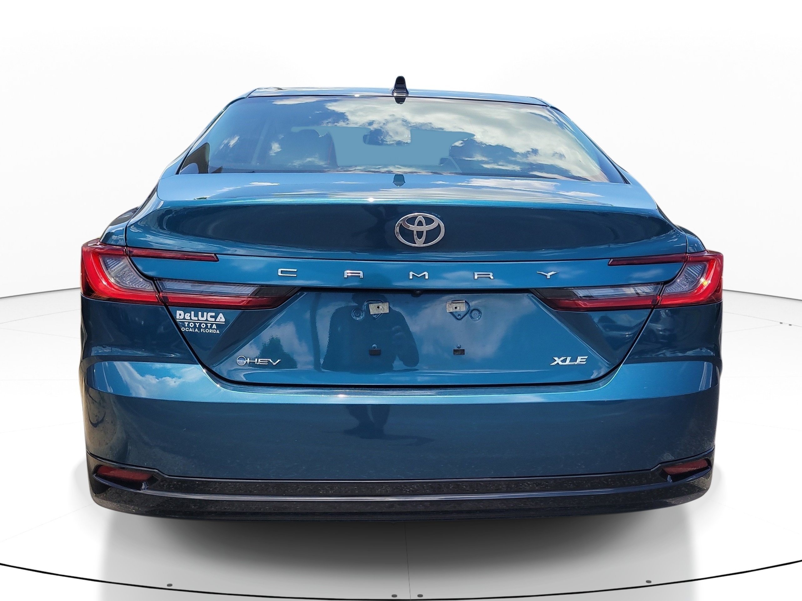 Used 2025 Ocean Gem Toyota XLE image 6