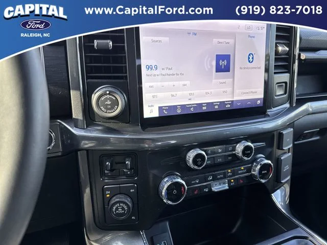 Used 2023 Black Ford XLT image 28