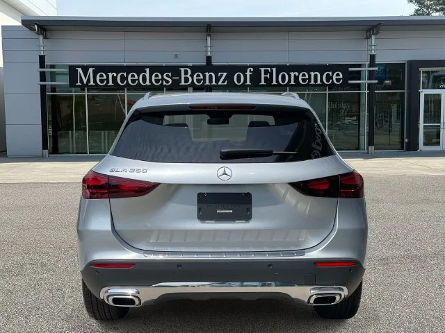 Used 2026 Silver Mercedes-Benz GLA 250 image 5