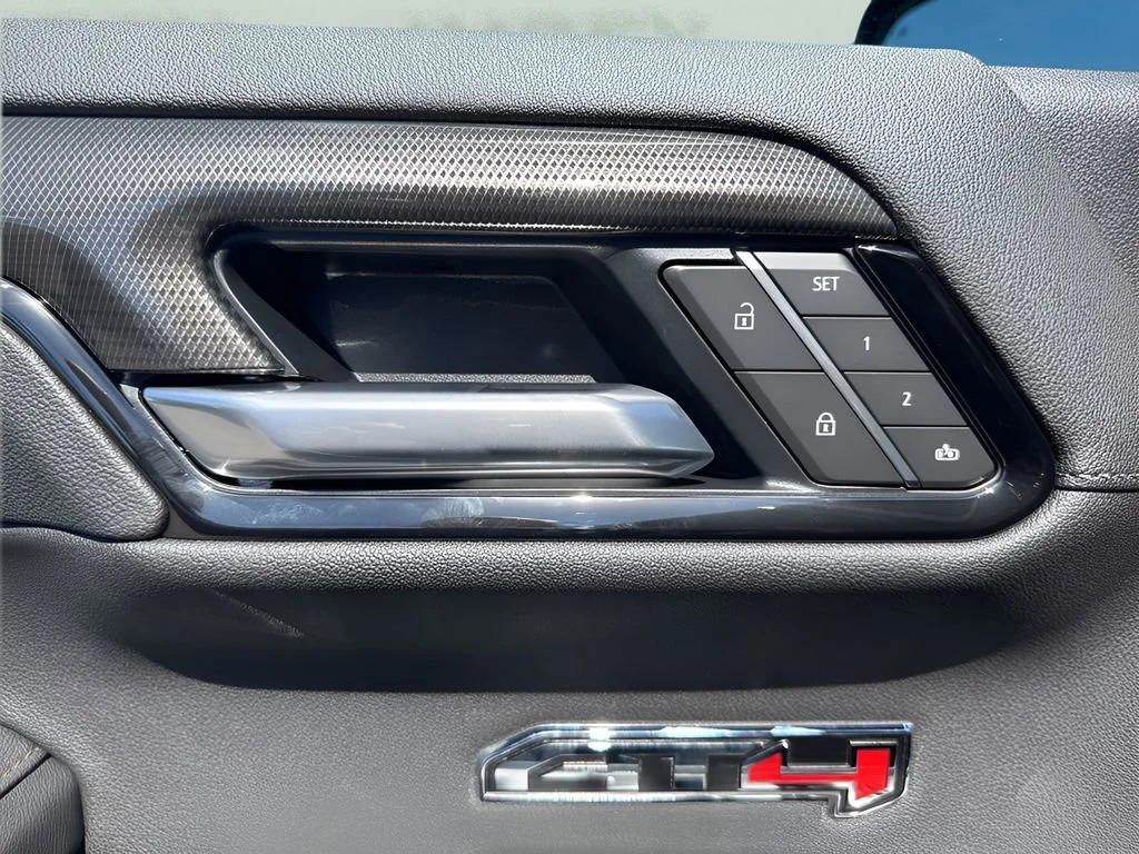 New 2026 Onyx Black GMC AT4 image 10