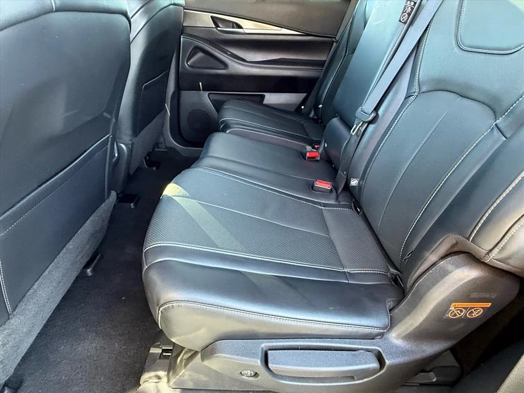 2023 INFINITI QX60 LUXE - Photo 11
