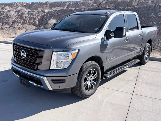 2021 Nissan Titan SV