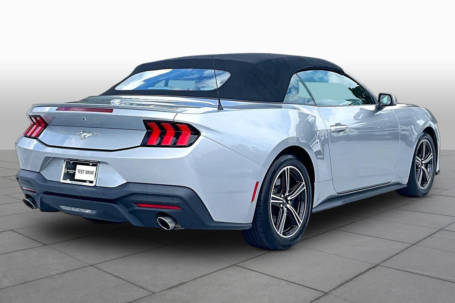 Used 2024 Iconic Silver Metallic Ford EcoBoost Premium image 23
