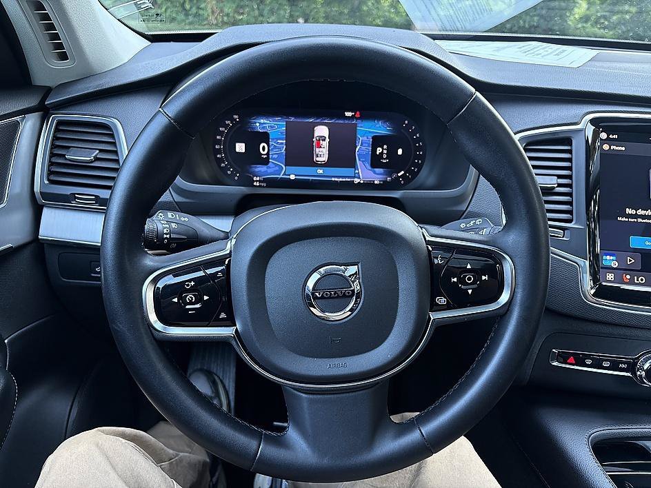 Used 2023 Silver Dawn Metallic Volvo Core image 13