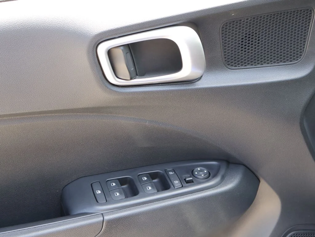 Used 2025 Blue Hyundai SEL image 20