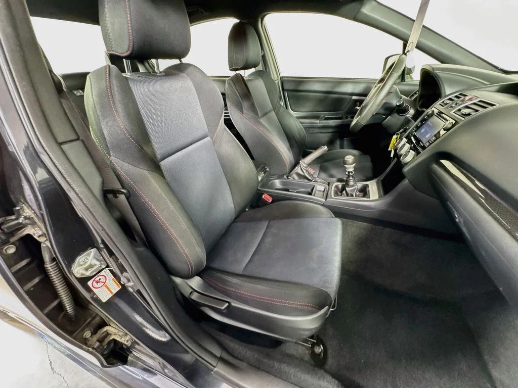 Used 2016 Gray Subaru Base image 32