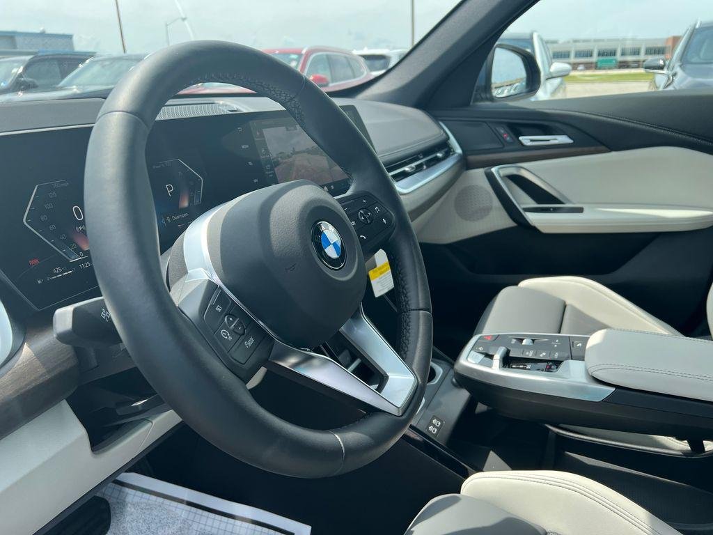 New 2026 Storm Bay Metallic BMW xDrive28i image 4