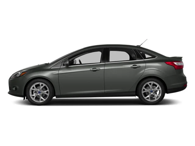 Used 2014 Sterling Gray Metallic Ford SE image 3